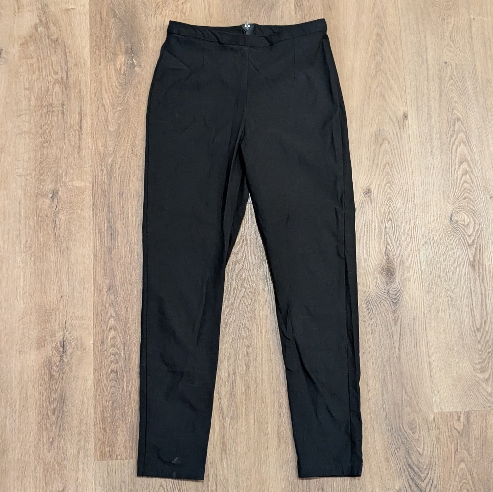 Bettie Page Black Cropped Pants